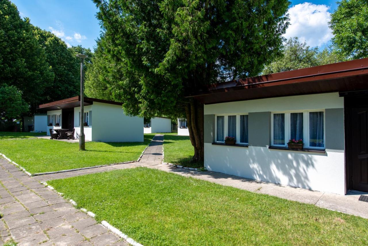 Osrodek Wypoczynkowy Dolomity Hotel Jedwabno Exterior foto